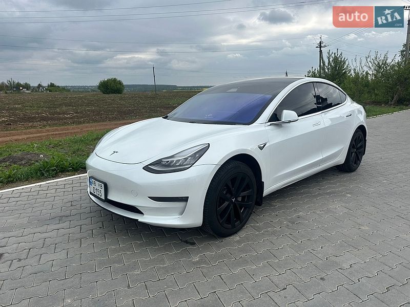 Tesla Model 3 2019