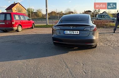 Седан Tesla Model 3 2020 в Киеве