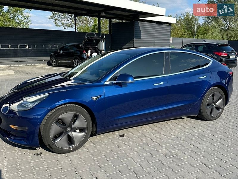 Седан Tesla Model 3 2018 в Каменец-Подольском