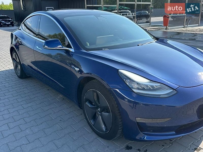 Седан Tesla Model 3 2018 в Каменец-Подольском