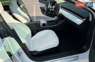Седан Tesla Model 3 2020 в Запорожье