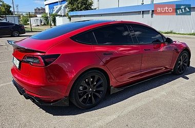 Седан Tesla Model 3 2018 в Днепре