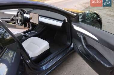 Седан Tesla Model 3 2021 в Полтаве
