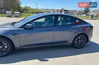 Седан Tesla Model 3 2022 в Виннице