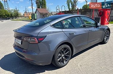 Седан Tesla Model 3 2022 в Виннице
