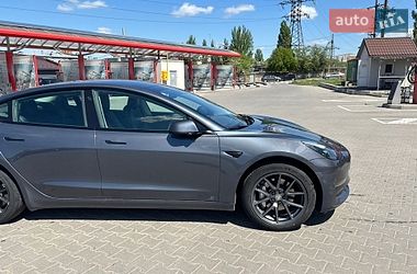 Седан Tesla Model 3 2022 в Виннице
