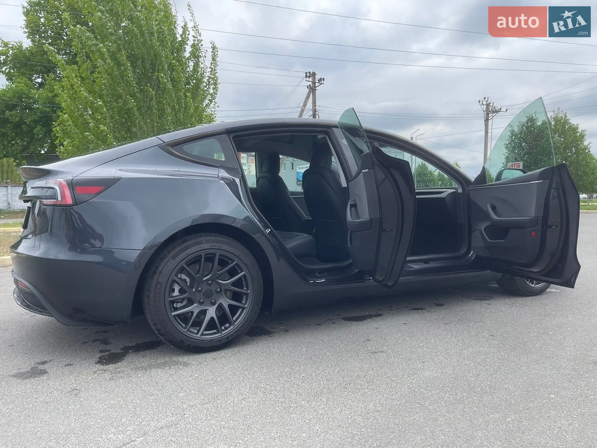 2025 Tesla Model 3 - мініатюра 31