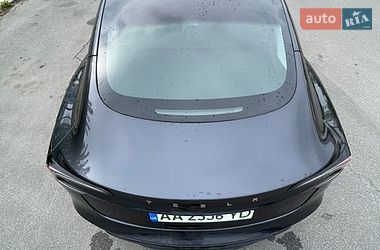 Седан Tesla Model 3 2025 в Києві