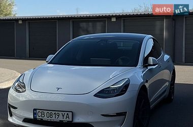 Седан Tesla Model 3 2022 в Чернигове