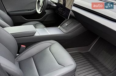 Седан Tesla Model 3 2025 в Луцьку