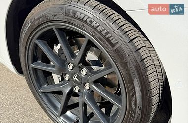 Седан Tesla Model 3 2022 в Киеве