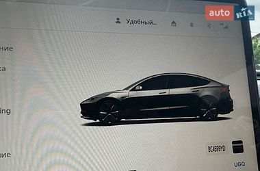 Седан Tesla Model 3 2025 в Львові