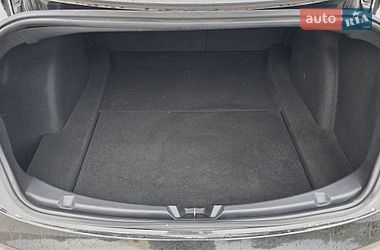 Седан Tesla Model 3 2018 в Львове