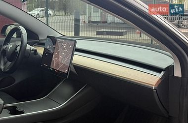 Седан Tesla Model 3 2018 в Харькове
