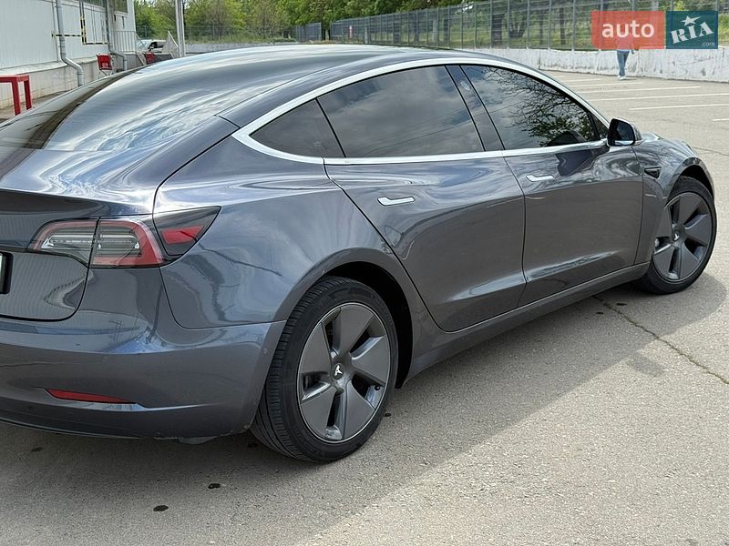Седан Tesla Model 3 2020 в Белгороде-Днестровском