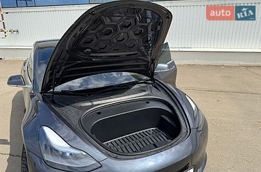 Седан Tesla Model 3 2020 в Белгороде-Днестровском