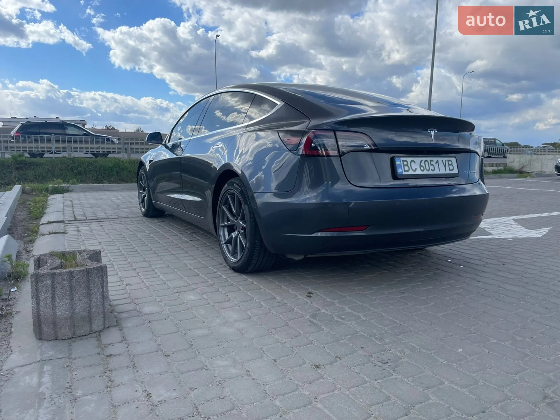2018 Tesla Model 3 - мініатюра 3