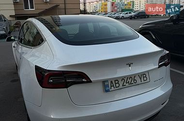 Седан Tesla Model 3 2020 в Виннице