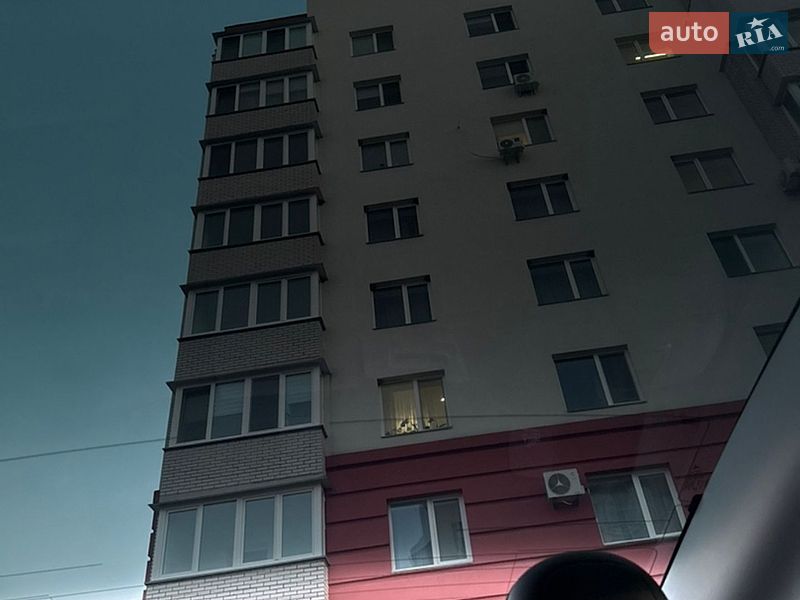 Седан Tesla Model 3 2020 в Виннице