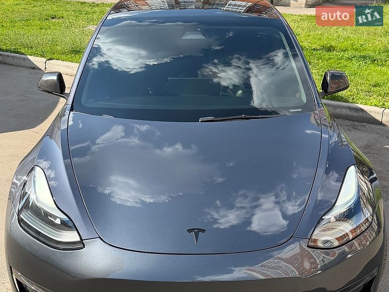 Седан Tesla Model 3 2022 в Полтаве