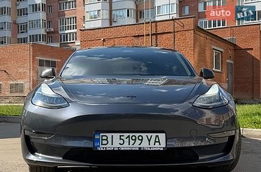 Седан Tesla Model 3 2022 в Полтаве