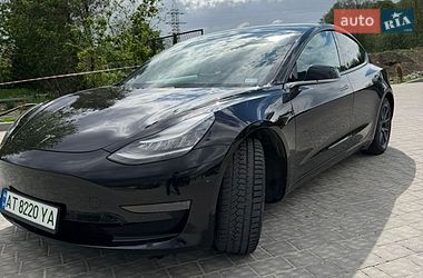 Седан Tesla Model 3 2020 в Ивано-Франковске