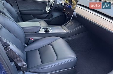 Седан Tesla Model 3 2023 в Каменском