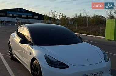 Седан Tesla Model 3 2022 в Виннице фото 3 Седан Tesla Model 3 2022 в Виннице