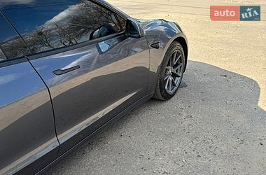 Седан Tesla Model 3 2023 в Харкові