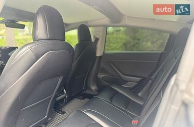 Седан Tesla Model 3 2020 в Киеве
