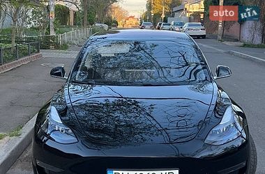 Седан Tesla Model 3 2019 в Одессе