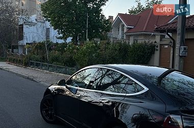Седан Tesla Model 3 2019 в Одесі