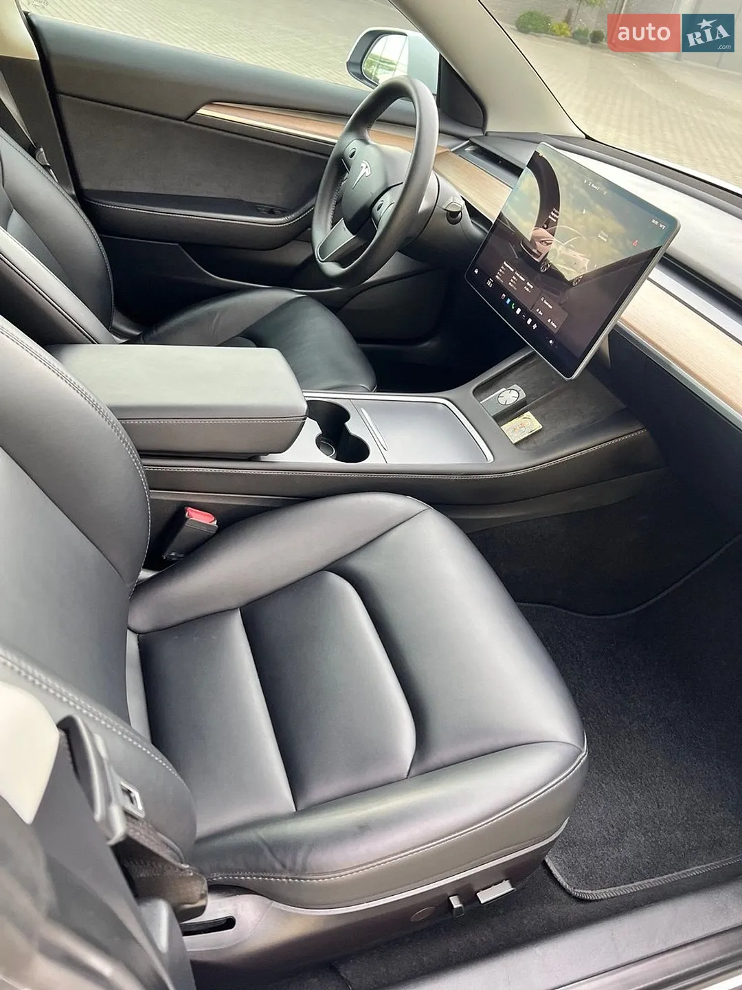 2022 Tesla Model 3 - мініатюра 13