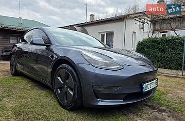 Седан Tesla Model 3 2023 в Львове