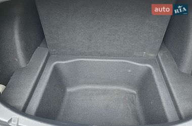 Седан Tesla Model 3 2023 в Львове