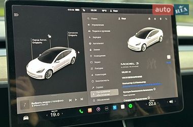 Седан Tesla Model 3 2018 в Кременчуці