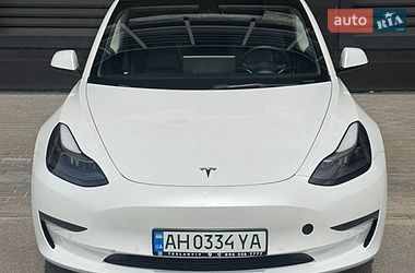 Седан Tesla Model 3 2022 в Киеве