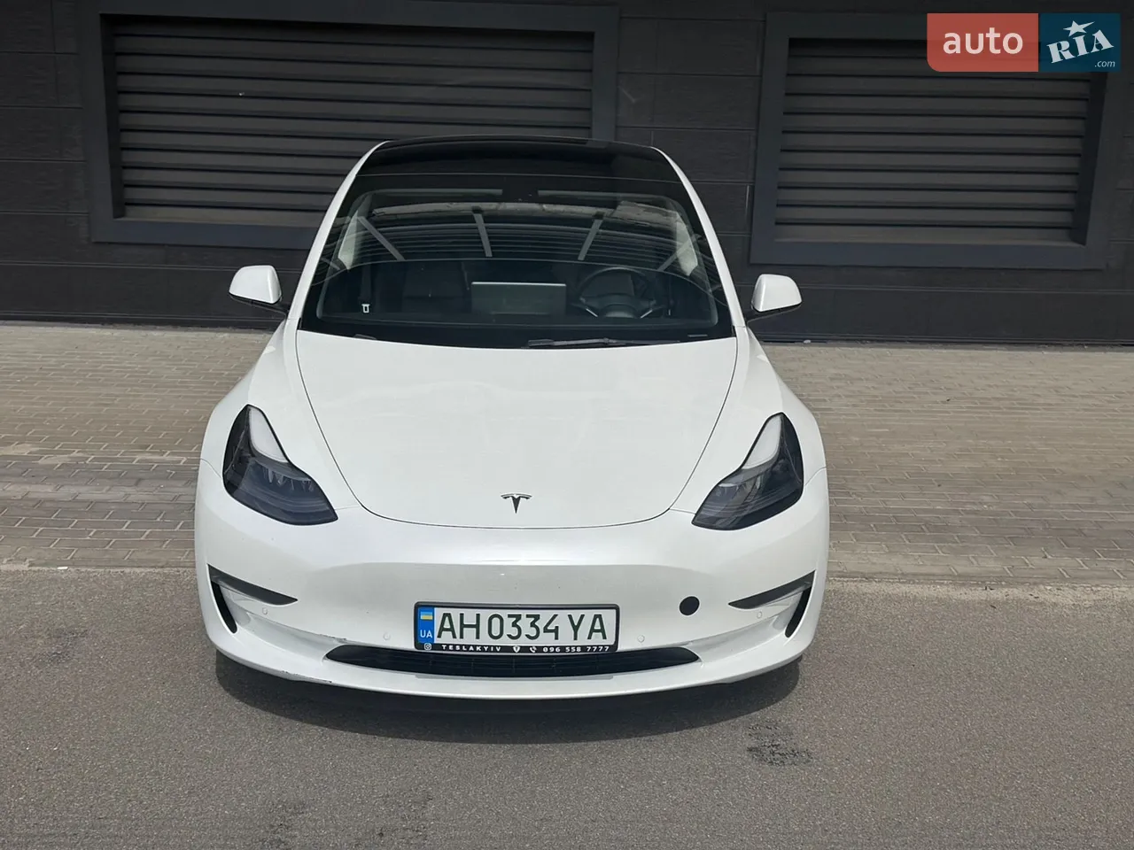 2025 Tesla Model Y - мініатюра 27