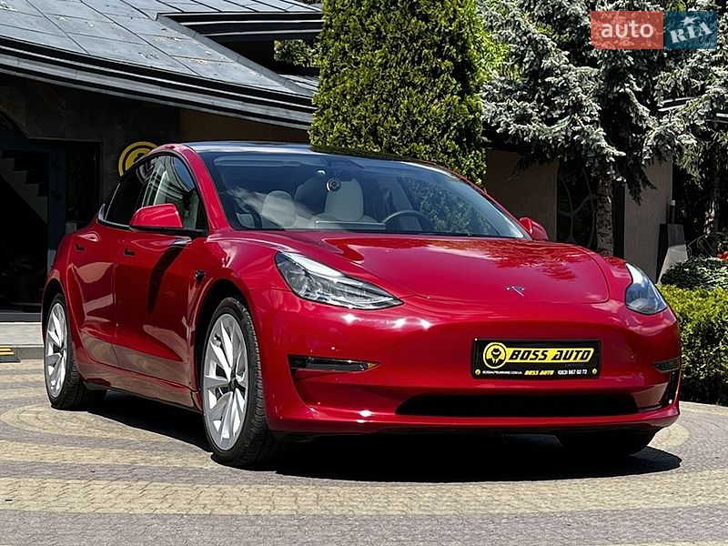 Tesla Model 3 2023