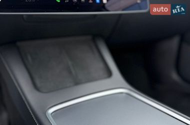 Седан Tesla Model 3 2022 в Броварах