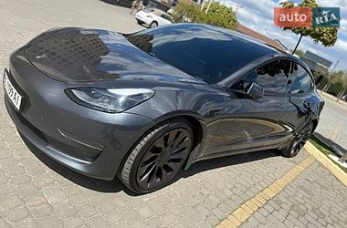 Седан Tesla Model 3 2021 в Львові