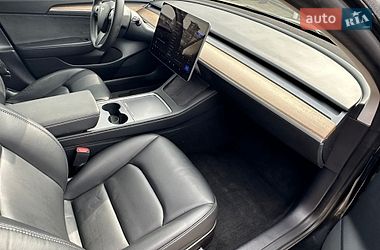 Седан Tesla Model 3 2022 в Києві