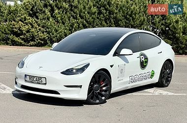 Седан Tesla Model 3 2022 в Киеве