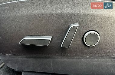 Седан Tesla Model 3 2022 в Киеве