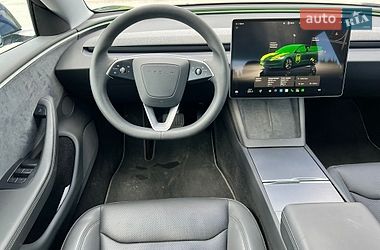 Седан Tesla Model 3 2024 в Киеве
