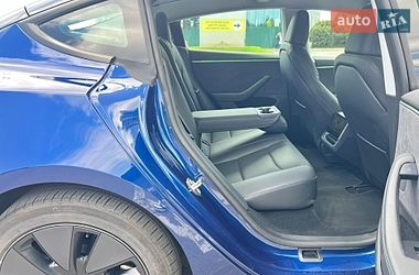 Седан Tesla Model 3 2024 в Киеве