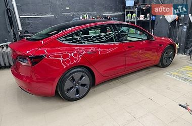 Седан Tesla Model 3 2022 в Вишгороді