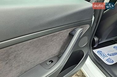 Седан Tesla Model 3 2021 в Львове