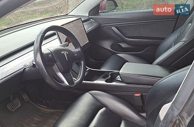 Седан Tesla Model 3 2018 в Киеве