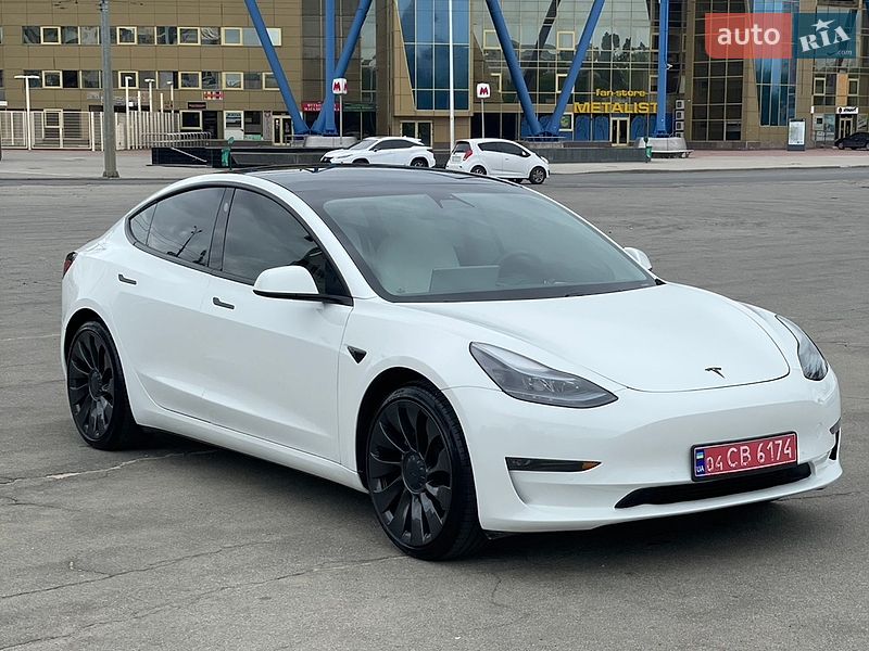 Седан Tesla Model 3 2021 в Харькове